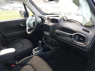 2020 Jeep Renegade Latitude with VIN ZACNJBBB1LPL35342, listed as a IAAI auction lot 42146630 with 40,669 mi miles and . Bid and sale history available at DreamBid. Image 5.