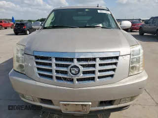 2007 Cadillac Escalade ESV z VIN 1GYFK66857R267560, wystawiony jako Copart lot #60111405 z przebiegiem 88 259 mil mil oraz Czysty tytuł • Clean title. Historia ofert i sprzedaży dostępna na DreamBid. Obrazek 5.
