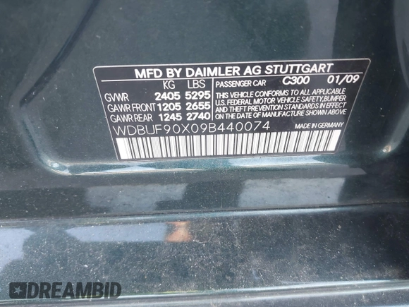 2009 Mercedes-Benz E 550 with VIN WDBUF90X09B440074, listed as a IAAI auction lot 41501459 with 142,489 mi miles and . Bid and sale history available at carsss.com. Image 9.