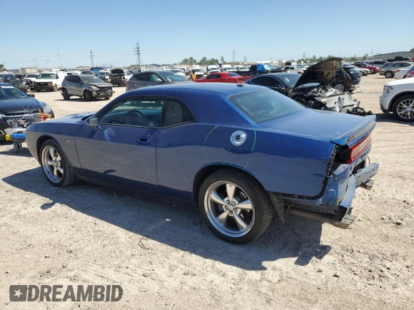 2010 Dodge Challenger R/T Classic z VIN 2B3CJ5DT0AH120875, wystawiony jako Copart lot #52179795 z przebiegiem 127 144 mil mil oraz Szkoda całkowita • Salvage title. Historia ofert i sprzedaży dostępna na DreamBid. Obrazek 2.