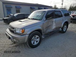 2002 Toyota 4Runner SR5 z VIN JT3GN86R620256767, wystawiony jako Copart lot #47205205 z przebiegiem 255 793 mil mil oraz Szkoda całkowita • Salvage title. Historia ofert i sprzedaży dostępna na DreamBid. Obrazek 1.