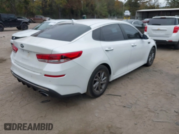 2019 Kia Optima LX with VIN 5XXGT4L30KG300576, listed as a IAAI auction lot 40753034 with 113,721 mi miles. Bid and sale history available at carsss.com. Image 4.