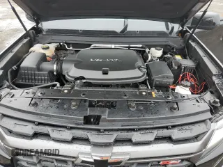 2022 Chevrolet Colorado 4WD Z71 z VIN 1GCGTDEN8N1330939, wystawiony jako Copart lot #47436595 z przebiegiem 26 579 mil mil oraz Szkoda całkowita • Salvage title. Historia ofert i sprzedaży dostępna na DreamBid. Obrazek 11.