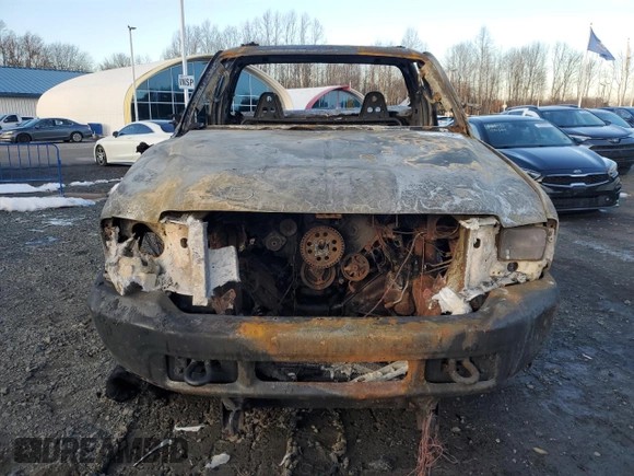 2004 Ford F-350 XL with VIN 1FTSF31L54EA57885, listed as a Copart auction lot 43716415 with Not Provided miles and Salvage Title. Bid and sale history available at DreamBid. Image 5.