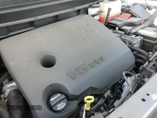 2023 Chevrolet Traverse LS z VIN 1GNEVFKW9PJ111217, wystawiony jako Copart lot #70190015 z przebiegiem 37 280 mil mil oraz Szkoda całkowita • Salvage title. Historia ofert i sprzedaży dostępna na DreamBid. Obrazek 14.