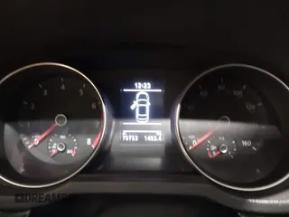 2018 Volkswagen Passat GT z VIN 1VWJM7A36JC047802, wystawiony jako IAAI lot #41714998 z przebiegiem 70 753 mil mil oraz . Historia ofert i sprzedaży dostępna na DreamBid. Obrazek 7.