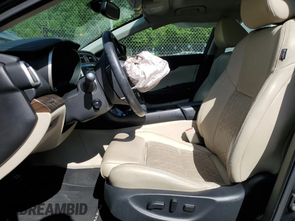 2017 Nissan Maxima SL z VIN 1N4AA6AP4HC391556, wystawiony jako Copart lot #55840395 z przebiegiem 74 982 mil mil oraz Szkoda całkowita • Salvage title. Historia ofert i sprzedaży dostępna na DreamBid. Obrazek 7.