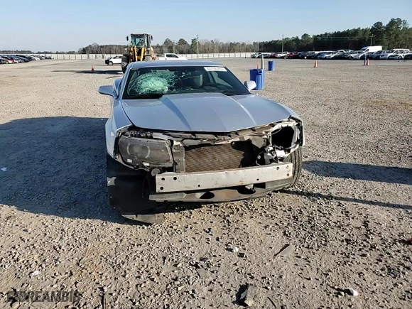 2014 Chevrolet Camaro LT with VIN 2G1FG1E38E9149227, listed as a Copart auction lot 44136465 with 100,983 mi miles and Salvage Title. Bid and sale history available at carsss.com. Image 10.