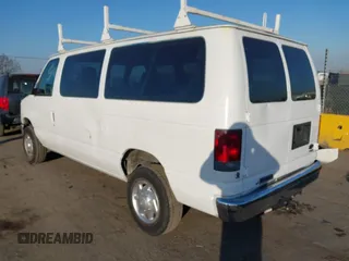 2011 Ford Econoline Passenger XL with VIN 1FBNE3BL0BDA75121, listed as a IAAI auction lot 41469640 with 105,558 mi miles. Bid and sale history available at carsss.com. Image 3.