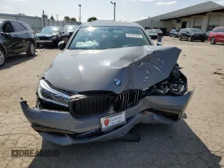 2018 BMW 7 Series 750i with VIN WBA7F0C55JGM22484, listed as a Copart auction lot 67475724 with 40,048 mi miles and Salvage Title. Bid and sale history available at carsss.com. Image 5.