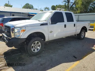 2016 Ford Super Duty F-250 SRW Lariat with VIN 1FT7W2BT3GEC51379, listed as a Copart auction lot 72826504 with 147,996 mi miles and Salvage Title. Bid and sale history available at carsss.com. Image 1.
