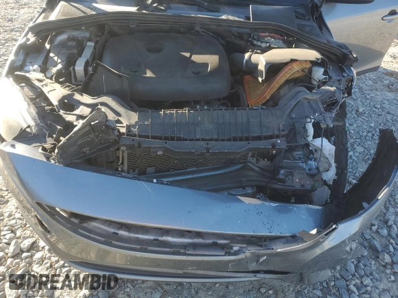 2017 Volvo S60 Inscription z VIN LYV402HKXHB153423, wystawiony jako Copart lot #82981224 z przebiegiem Nie podano mil oraz Szkoda całkowita • Salvage title. Historia ofert i sprzedaży dostępna na DreamBid. Obrazek 11.