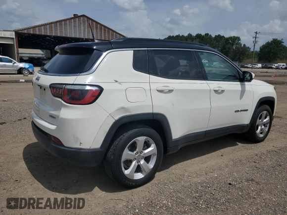2018 Jeep Compass Latitude with VIN 3C4NJCBB3JT145069, listed as a Copart auction lot 61859665 with 68,476 mi miles and Salvage title. Bid and sale history available at DreamBid. Image 3.