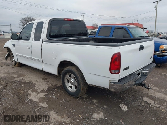 2003 Ford F-150 XL with VIN 1FTRX17W43NA31343, listed as a IAAI auction lot 41576625 with 1 mi miles. Bid and sale history available at carsss.com. Image 3.