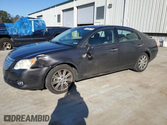 2008 Toyota Avalon XL z VIN 4T1BK36B68U296316, wystawiony jako Copart lot #43240775 z przebiegiem 174 726 mil mil oraz Szkoda całkowita • Salvage title. Historia ofert i sprzedaży dostępna na DreamBid. Obrazek 1.