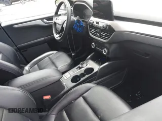 2020 Ford Escape SEL with VIN 1FMCU9H67LUA17191, listed as a IAAI auction lot 42253296 with 36,324 mi miles and . Bid and sale history available at DreamBid. Image 5.