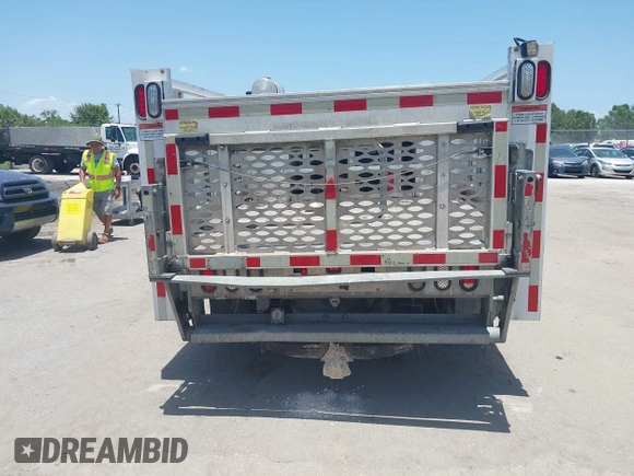 2015 Ford F-350 XL with VIN 1FDBF3E67FEB64097, listed as a IAAI auction lot 42647177 with 229,851 mi miles and . Bid and sale history available at DreamBid. Image 16.