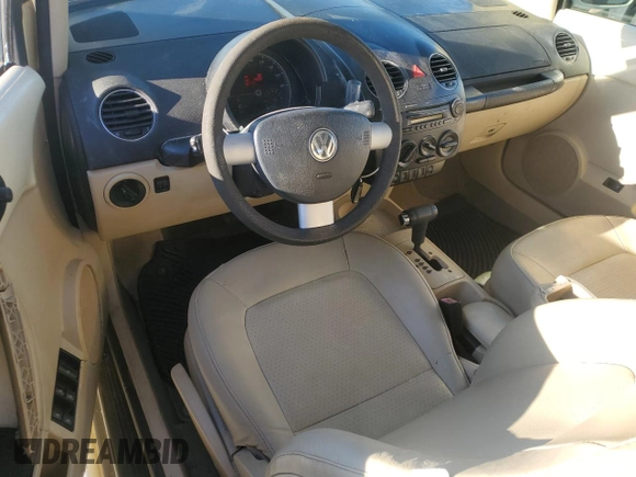 2007 Volkswagen Beetle with VIN 3VWRF31Y57M420319, listed as a Copart auction lot 81835114 with 146,268 mi miles and Salvage title. Bid and sale history available at DreamBid. Image 8.