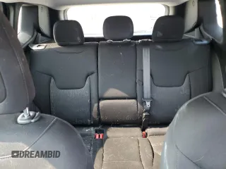 2015 Jeep Renegade Latitude z VIN ZACCJBBT4FPC03571, wystawiony jako Copart lot #58923295 z przebiegiem 45 031 mil mil oraz Czysty tytuł • Clean title. Historia ofert i sprzedaży dostępna na DreamBid. Obrazek 10.