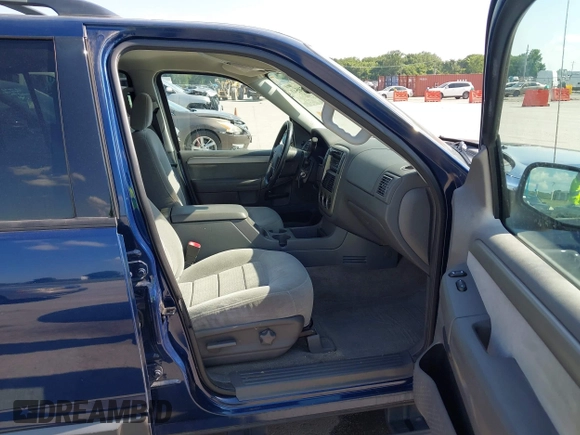 2004 Ford Explorer XLT с VIN 1FMZU73K14ZB11042, выставлен на аукционе IAAI как лот 42550543 с пробегом 210 525 миль миль и . История ставок и продаж доступна на DreamBid. Изображение 5.