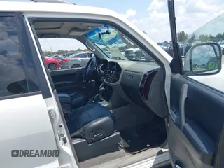 2002 Mitsubishi Montero Limited z VIN JA4MW51R82J060397, wystawiony jako IAAI lot #42343483 z przebiegiem 148 058 mil mil oraz . Historia ofert i sprzedaży dostępna na DreamBid. Obrazek 5.