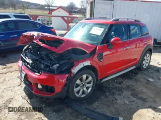 2019 MINI Countryman Cooper with VIN WMZYS7C55K3F45774, listed as a IAAI auction lot 41720883 with 124,599 mi miles and . Bid and sale history available at DreamBid. Image 18.