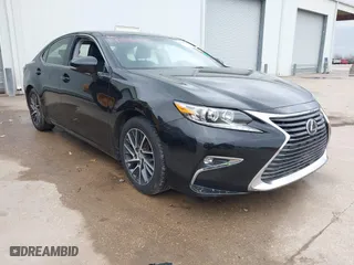 2016 Lexus ES 350 with VIN JTHBK1GG4G2221030, listed as a IAAI auction lot 41488608 with 1 mi miles. Bid and sale history available at carsss.com. Image 1.