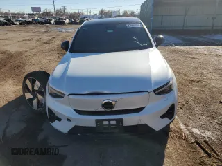 2023 Volvo C40 Recharge Pure Electric Ultimate with VIN YV4ED3GM1P2060174, listed as a Copart auction lot 87665265 with 26,622 mi miles and Salvage Title. Bid and sale history available at carsss.com. Image 5.