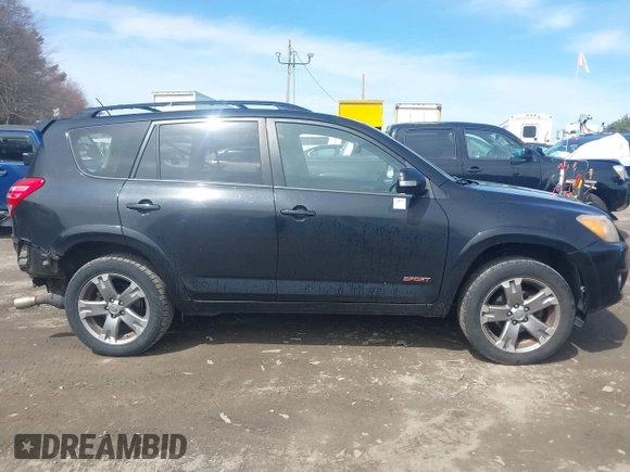 2011 Toyota RAV4 Sport with VIN JTMRK4DV2B5100735, listed as a IAAI auction lot 41954993 with 330,332 mi miles. Bid and sale history available at carsss.com. Image 13.