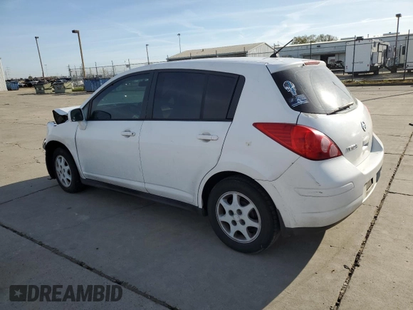 2007 Nissan Versa 1.8 S with VIN 3N1BC13E77L394464, listed as a Copart auction lot 49515385 with 415,885 mi miles and Salvage Title. Bid and sale history available at carsss.com. Image 2.