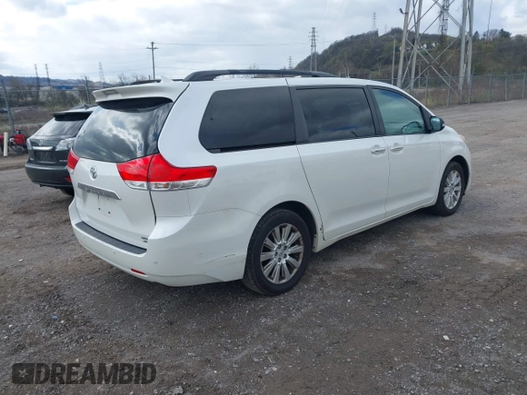 2013 Toyota Sienna XLE with VIN 5TDDK3DCXDS050814, listed as a IAAI auction lot 41985089 with 134,400 mi miles and . Bid and sale history available at DreamBid. Image 4.