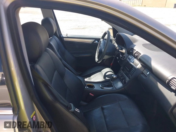 2006 Mercedes-Benz C 230 Sport with VIN WDBRF52H66A859343, listed as a IAAI auction lot 42010021 with 88,815 mi miles and . Bid and sale history available at carsss.com. Image 5.