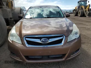 2011 Subaru Legacy Premium z VIN 4S3BMBC67B3255481, wystawiony jako Copart lot #54929305 z przebiegiem 139 216 mil mil oraz Szkoda całkowita • Salvage title. Historia ofert i sprzedaży dostępna na DreamBid. Obrazek 5.