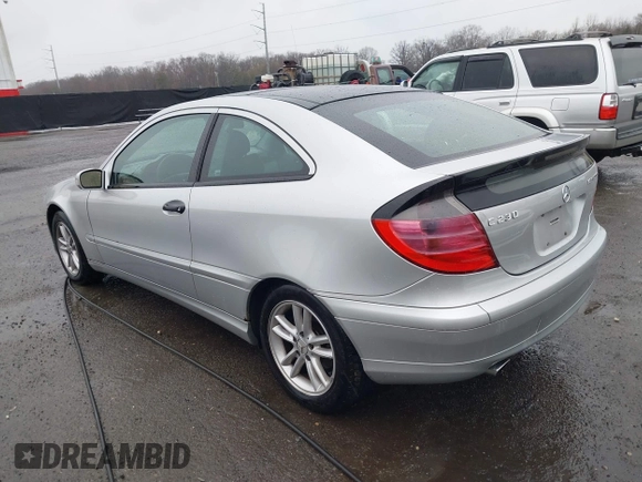 2002 Mercedes-Benz C 230/260/280/320 with VIN WDBRN47J62A228093, listed as a IAAI auction lot 41834495 with 164,436 mi miles and . Bid and sale history available at DreamBid. Image 3.