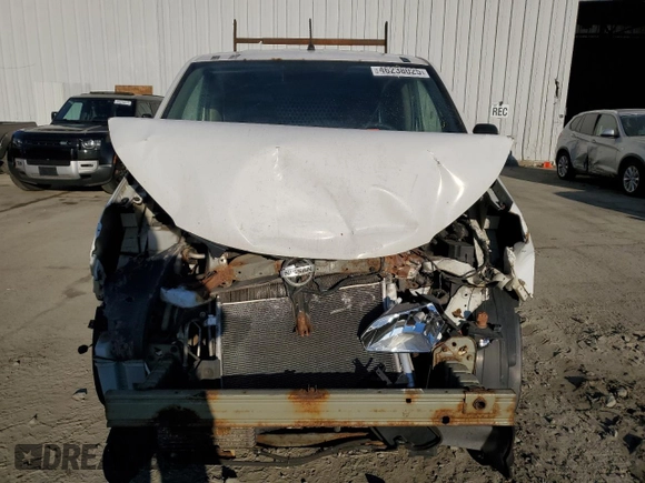 2015 Nissan NV200 SV z VIN 3N6CM0KN0FK713828, wystawiony jako Copart lot #46238025 z przebiegiem 200 567 mil mil oraz Szkoda całkowita • Salvage title. Historia ofert i sprzedaży dostępna na DreamBid. Obrazek 5.