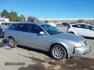 1999 Audi A6 z VIN WAUDA34B1XN001289, wystawiony jako IAAI lot #41262723 z przebiegiem 191 166 mil mil oraz . Historia ofert i sprzedaży dostępna na DreamBid. Obrazek 1.