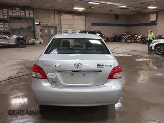 2008 Toyota Yaris z VIN JTDBT923884038527, wystawiony jako IAAI lot #42059011 z przebiegiem 232 431 mil mil oraz . Historia ofert i sprzedaży dostępna na DreamBid. Obrazek 16.