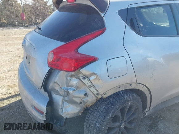 2013 Nissan Juke S with VIN JN8AF5MV3DT209036, listed as a IAAI auction lot 41427657 with 93,128 mi miles. Bid and sale history available at carsss.com. Image 6.