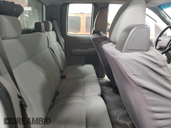 2007 Ford F-150 XL with VIN 1FTVX14547NA13750, listed as a Copart auction lot 85196934 with 298,111 mi miles and Clean Title. Bid and sale history available at carsss.com. Image 10.