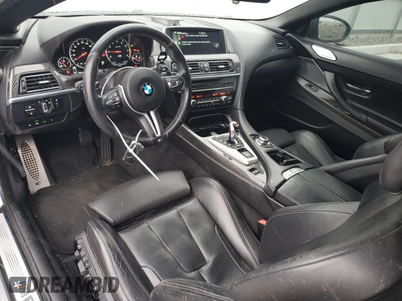 2014 BMW M6 z VIN WBSLZ9C56EDZ78719, wystawiony jako Copart lot #42445545 z przebiegiem 63 691 mil mil oraz Szkoda całkowita • Salvage title. Historia ofert i sprzedaży dostępna na DreamBid. Obrazek 8.