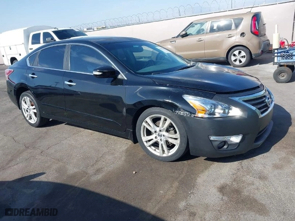 2013 Nissan Altima 3.5 SL with VIN 1N4BL3AP1DN443186, listed as a IAAI auction lot 42051445 with 164,696 mi miles. Bid and sale history available at carsss.com. Image 1.