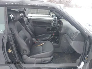 2002 Saab 9-3 SE with VIN YS3DF78KX27000119, listed as a IAAI auction lot 41249745 with 187,714 mi miles. Bid and sale history available at carsss.com. Image 5.