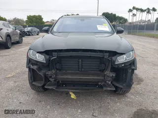 2018 Jaguar F-PACE 25t Premium with VIN SADCJ2FX2JA270891, listed as a IAAI auction lot 41381282 with 75,779 mi miles. Bid and sale history available at carsss.com. Image 13.