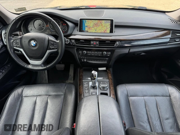 2015 BMW X5 xDrive35i z VIN 5UXKR0C56F0P07620, wystawiony jako Copart lot #59044735 z przebiegiem 224 351 mil mil oraz Czysty tytuł • Clean title. Historia ofert i sprzedaży dostępna na DreamBid. Obrazek 9.