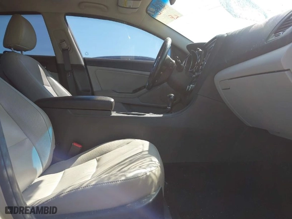 2015 Kia Optima EX with VIN 5XXGN4A71FG411269, listed as a IAAI auction lot 41856582 with 122,581 mi miles. Bid and sale history available at carsss.com. Image 5.