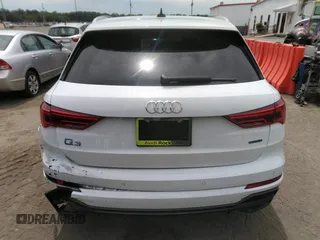 2022 Audi Q3 S line Premium Plus z VIN WA1EECF31N1045258, wystawiony jako IAAI lot #42299558 z przebiegiem 19 332 mil mil oraz . Historia ofert i sprzedaży dostępna na DreamBid. Obrazek 16.