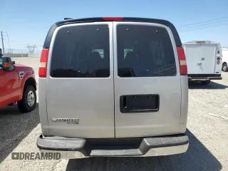 2007 Chevrolet Express Passenger with VIN 1GAHG39U871190066, listed as a Copart auction lot 57879915 with 250,921 mi miles and Clean title. Bid and sale history available at DreamBid. Image 6.
