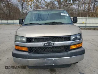 2011 Chevrolet Express Passenger 1LT z VIN 1GAZG1FG2B1154258, wystawiony jako Copart lot #78729104 z przebiegiem 180 662 mil mil oraz Szkoda całkowita • Salvage title. Historia ofert i sprzedaży dostępna na DreamBid. Obrazek 5.