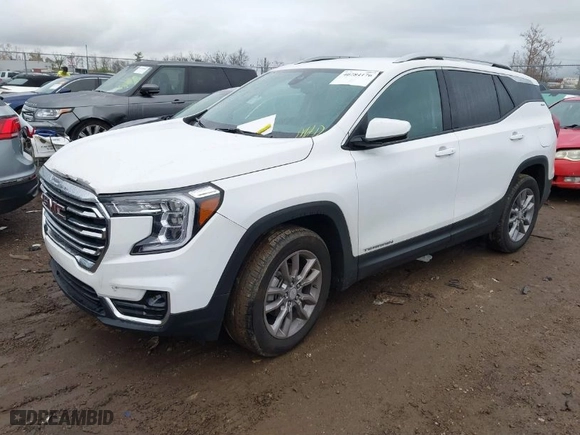 2022 GMC Terrain SLT with VIN 3GKALPEV1NL304767, listed as a IAAI auction lot 40784176 with 25,687 mi miles. Bid and sale history available at carsss.com. Image 2.