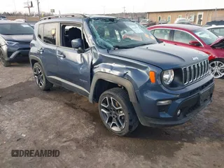 2020 Jeep Renegade Latitude with VIN ZACNJABB0LPL68701, listed as a IAAI auction lot 41422020 with 51,339 mi miles. Bid and sale history available at carsss.com. Image 1.